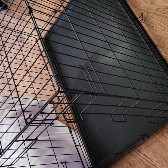 Black dog crate - Picture 4 of 4